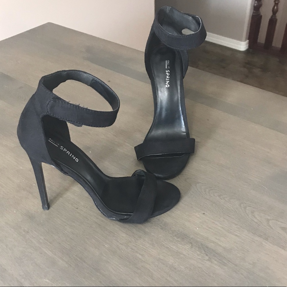 Black stiletto Heels